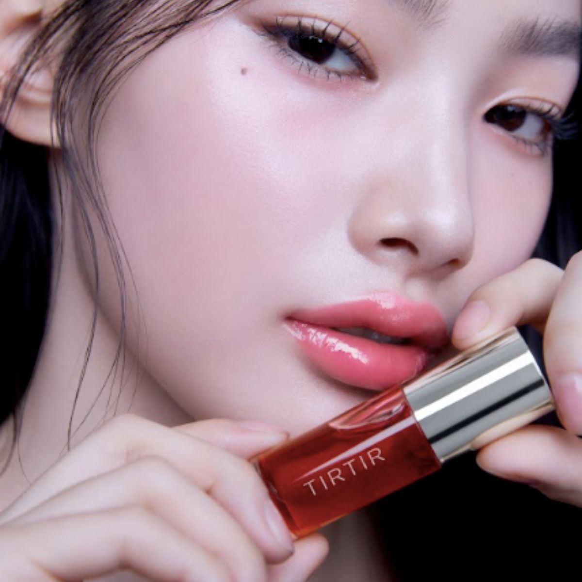 efecto glow del Labial Aceite TirTir Glow Rosy Lip Oil 5.7ml - Rosa Damasco vitamina E K-Beauty
