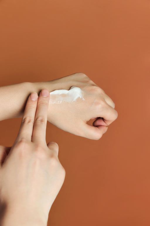 Crema hidratante probiótica con Centella Asiática - Skin 1004