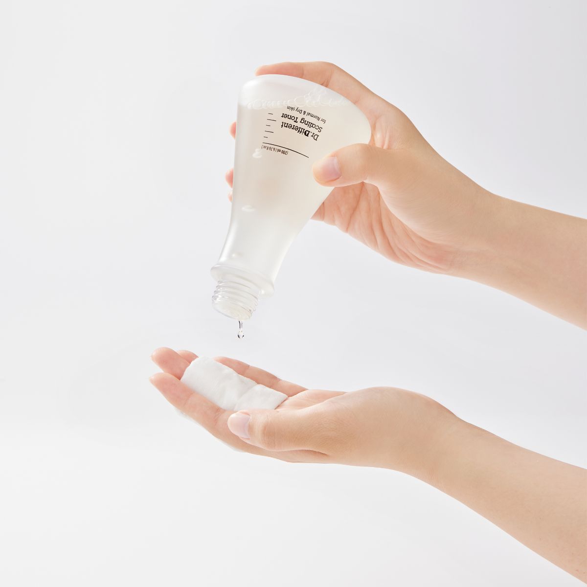 Tónico Dr Different, reequilibrante para piel de seca a normal